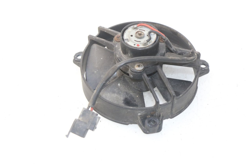 photo de VENTILATOR YAMAHA YP MAJESTY 125 (2002 - 2006) - Zoom op gebruiksstaat