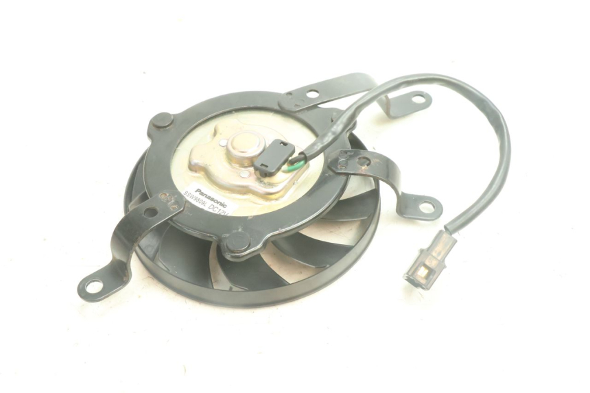 photo de VENTILATOR YAMAHA YZF R6 600 (2008 - 2009) - Zoom op gebruiksstaat