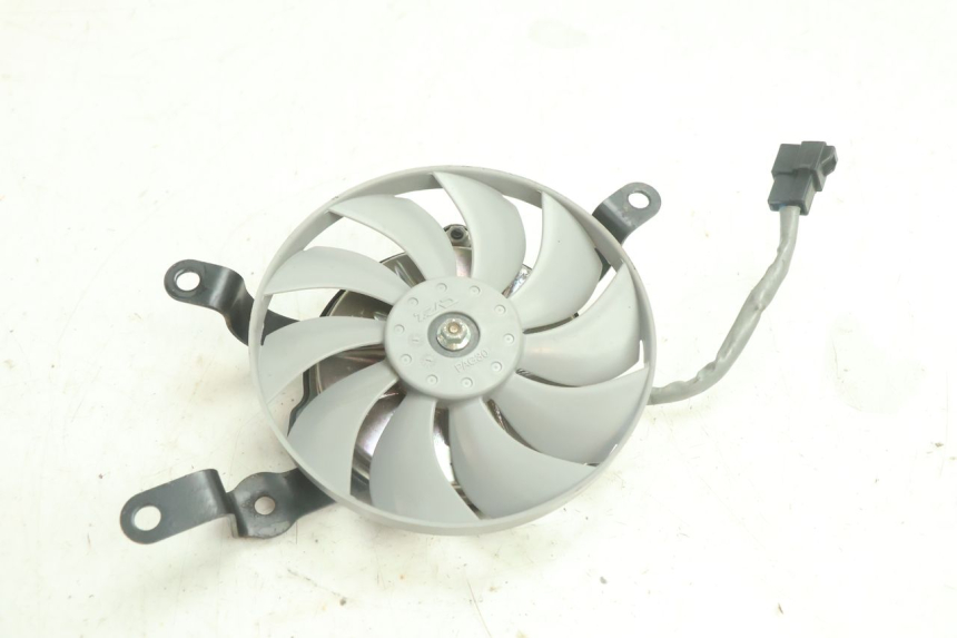 photo de VENTILATOR YAMAHA YZF R6 600 (2008 - 2009) - Technische close-up