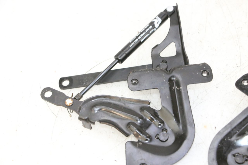 photo de KOFFERRUIMTE-VEER JM MOTORS GTS 125 (2015 - 2019) - Zoom op gebruiksstaat