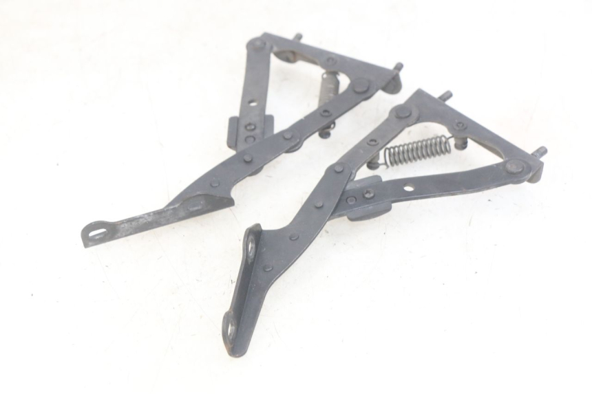 photo de KOFFERRUIMTE-VEER PIAGGIO MP3 LT 400 (2007 - 2012) - Detail van het onderdeel