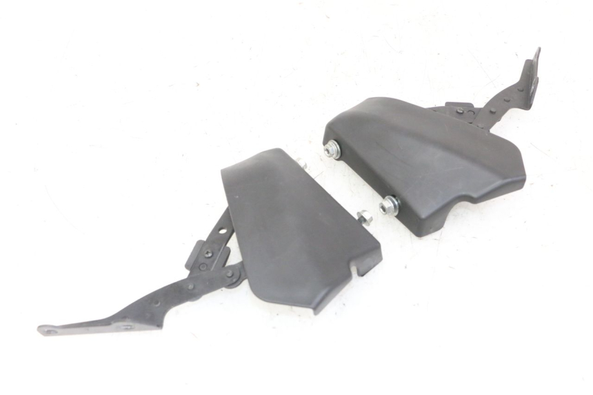 photo de KOFFERRUIMTE-VEER PIAGGIO MP3 LT 300 (2010 - 2016) - Detail van het onderdeel