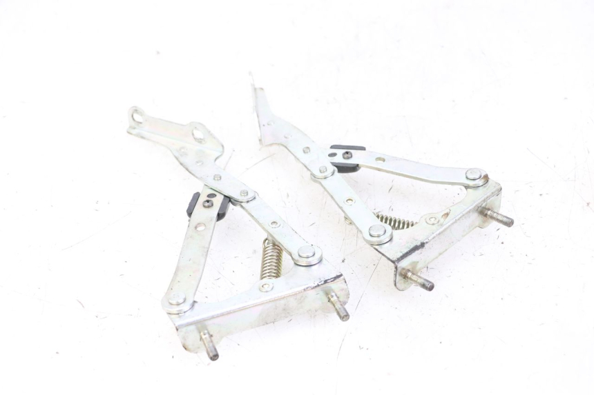 photo de KOFFERRUIMTE-VEER PIAGGIO MP3 125 (2006 - 2014) - Zoom op gebruiksstaat