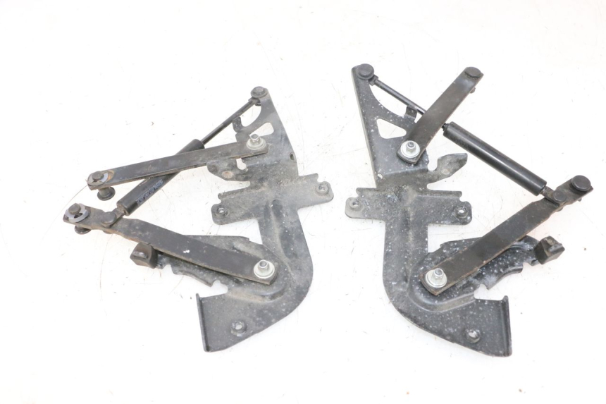 photo de KOFFERRUIMTE-VEER PEUGEOT SATELIS 125 (2013 - 2018) - Technische close-up