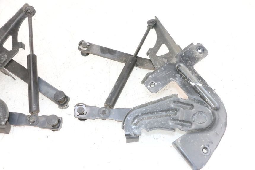 photo de KOFFERRUIMTE-VEER PEUGEOT SATELIS 125 (2013 - 2018) - Overzicht