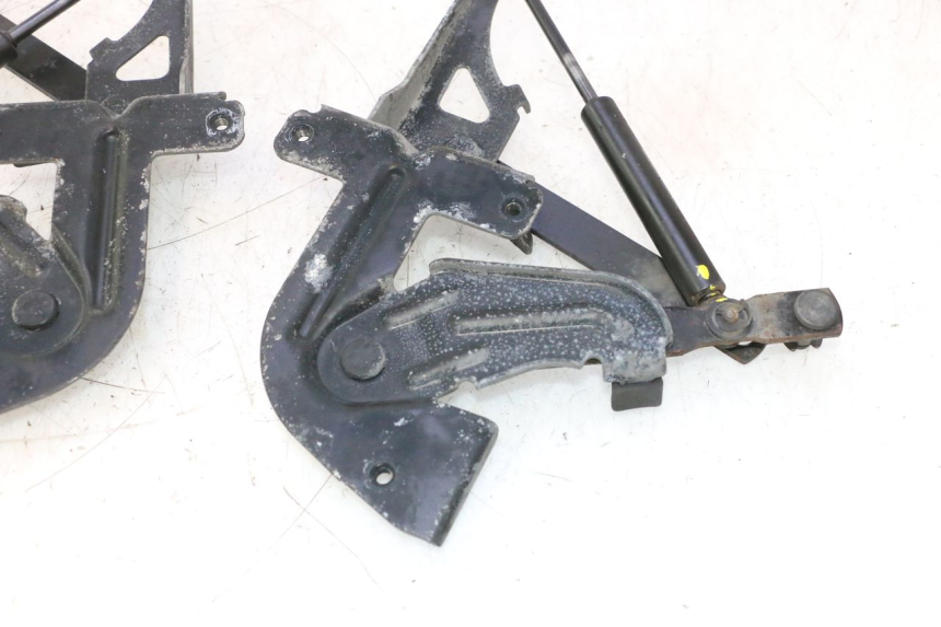 photo de KOFFERRUIMTE-VEER PEUGEOT SATELIS 125 (2006 - 2009) - Andere kijkhoek