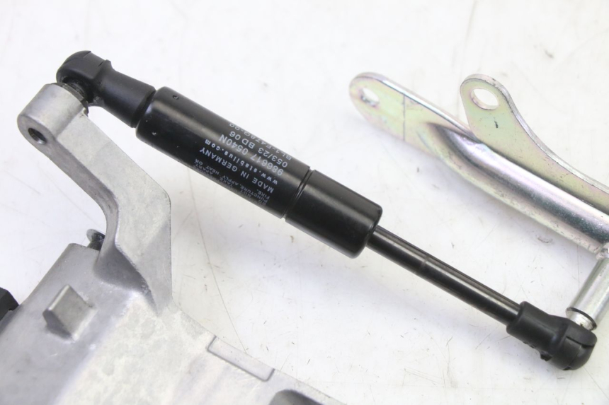 photo de KOFFERRUIMTE-VEER YAMAHA XMAX X-MAX 125 (2021 - 2025) - Zoom op gebruiksstaat