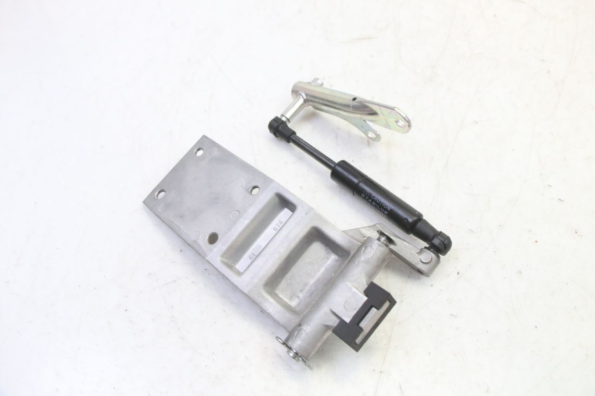 photo de KOFFERRUIMTE-VEER YAMAHA XMAX X-MAX 125 (2021 - 2025) - Overzicht