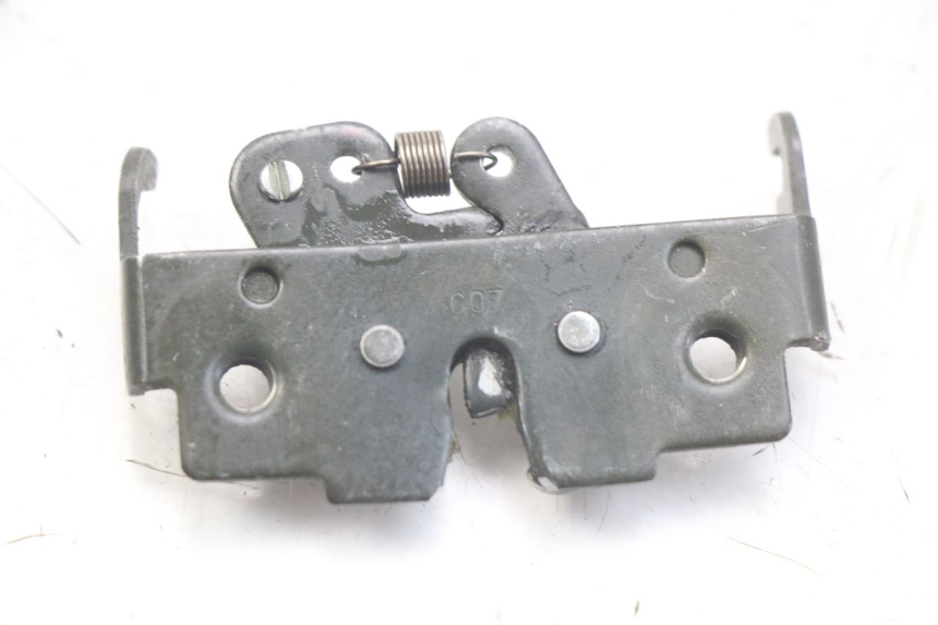 photo de ZADENVERGRENDELING YAMAHA X-CITY XCITY 125 (2007 - 2013) - Detail van het onderdeel