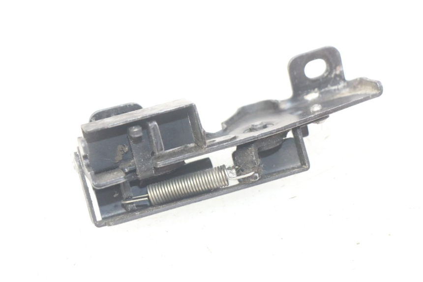 photo de DEKSELVERGRENDELING HONDA FES PANTHEON 2T 125 (1998 - 2002) - Zoom op gebruiksstaat