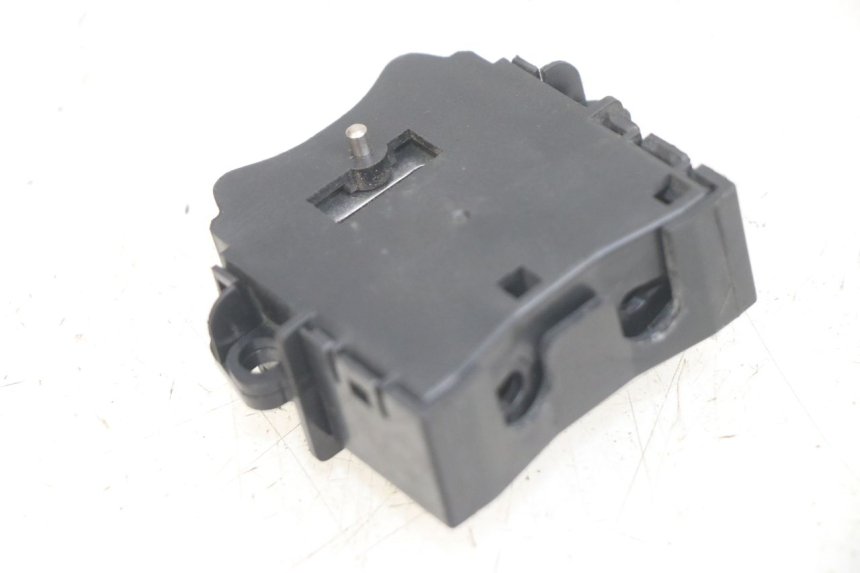 photo de DEKSELVERGRENDELING HONDA PCX (JF28) 125 (2009 - 2011) - Zoom op gebruiksstaat