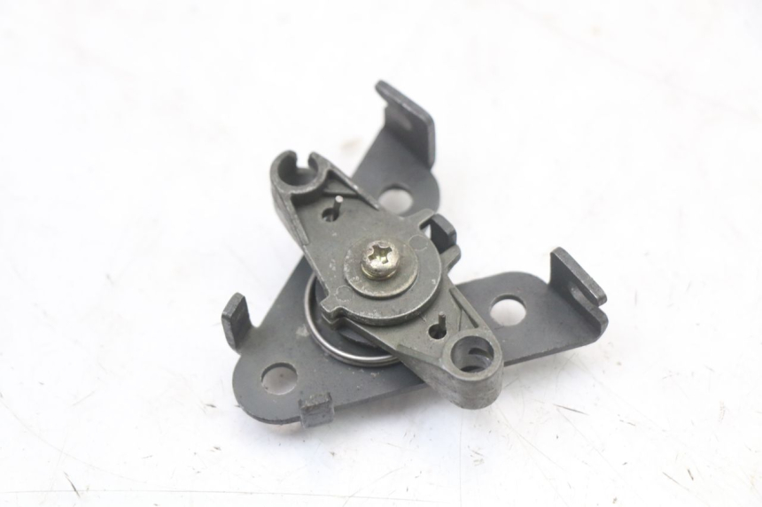 photo de DEKSELVERGRENDELING PEUGEOT DJANGO 125 (2014 - 2017) - Zoom op gebruiksstaat