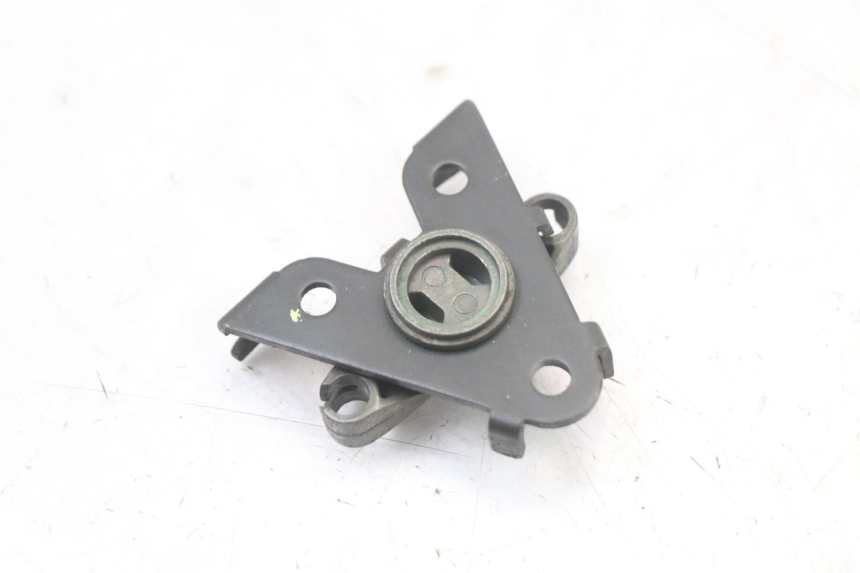 photo de DEKSELVERGRENDELING PEUGEOT DJANGO 125 (2014 - 2017) - Technische close-up