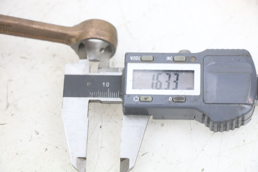 photo de KRUKAS KYMCO AGILITY NAKED RENOUVO 2T 50 (2011 - 2018) - Zoom op gebruiksstaat