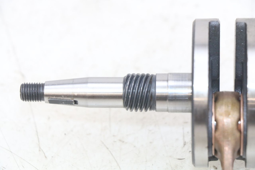 photo de KRUKAS KYMCO AGILITY NAKED RENOUVO 2T 50 (2011 - 2018) - Bevestigingspunten