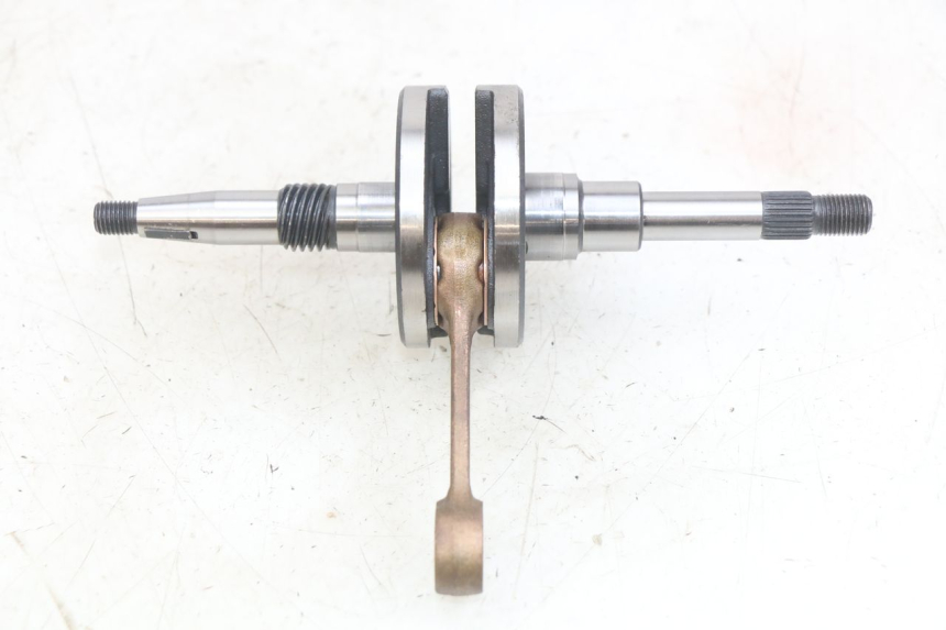 photo de KRUKAS KYMCO AGILITY NAKED RENOUVO 2T 50 (2011 - 2018) - Staat van het oppervlak