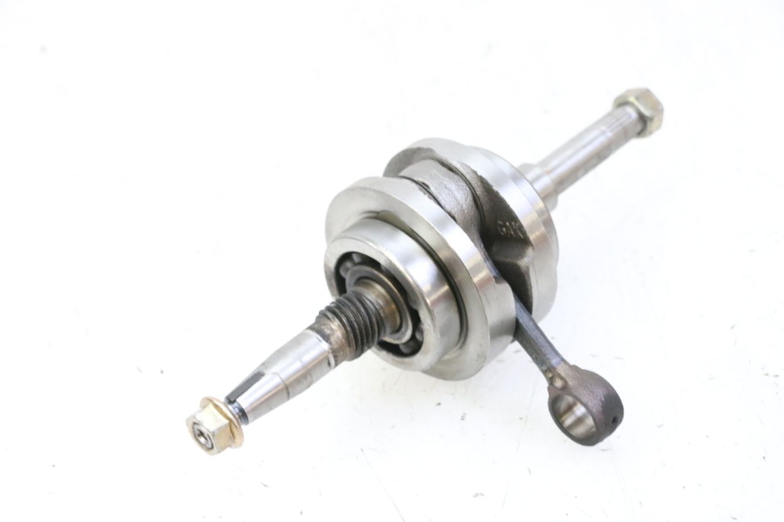 photo de KRUKAS KYMCO AGILITY NAKED RENOUVO 2T 50 (2011 - 2018) - Zoom op gebruiksstaat