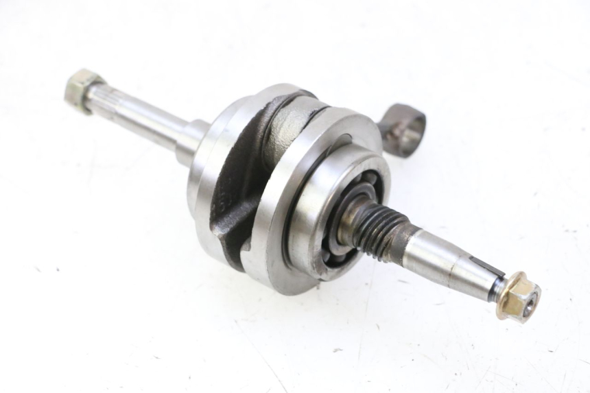 photo de KRUKAS KYMCO AGILITY NAKED RENOUVO 2T 50 (2011 - 2018) - Andere kijkhoek