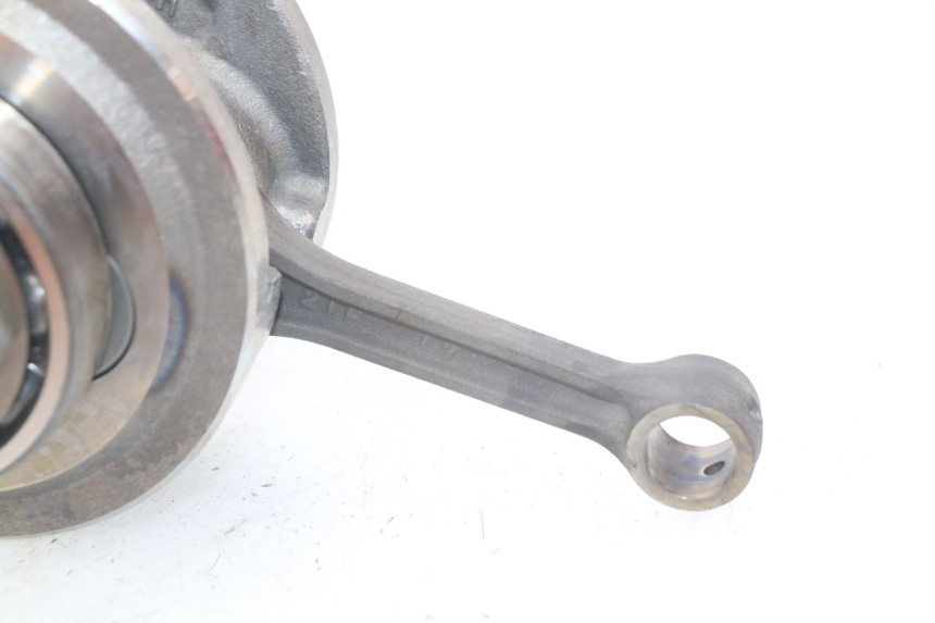 photo de KRUKAS SUZUKI BURGMAN 125 (2007 - 2014) - Detail van het onderdeel