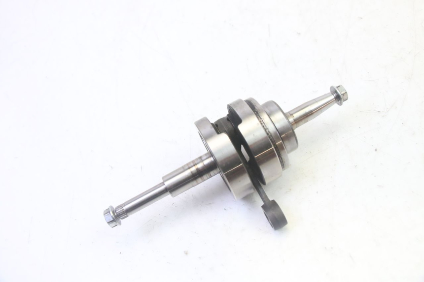 photo de KRUKAS PEUGEOT ELYSTAR 50 (2002 - 2014) - Bevestigingspunten