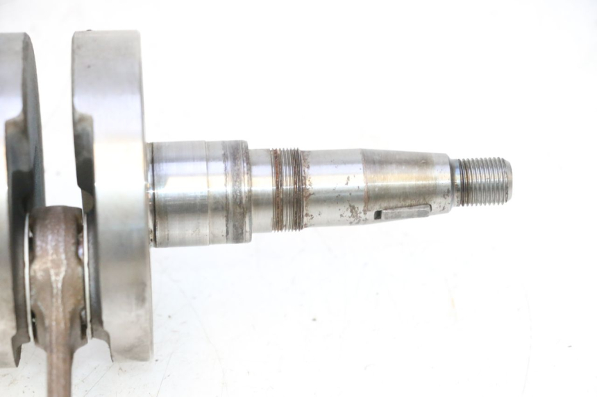 photo de KRUKAS HONDA FES PANTHEON 2T 125 (1998 - 2002) - Bevestigingspunten
