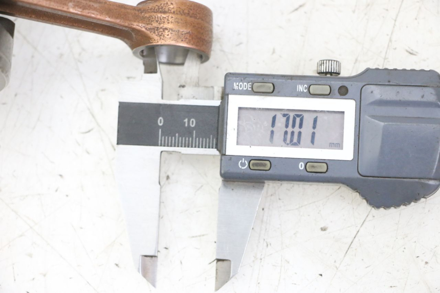 photo de KRUKAS HONDA CR 85 (2003 - 2007) - Detail van het onderdeel