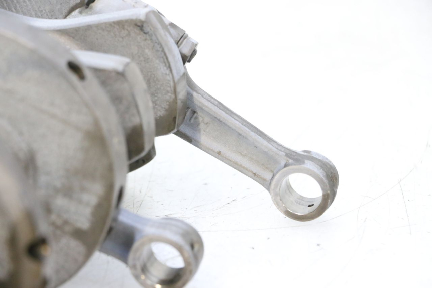 photo de KRUKAS YAMAHA YZF R GENESIS 750 (1993 - 1998) - Detail van het onderdeel