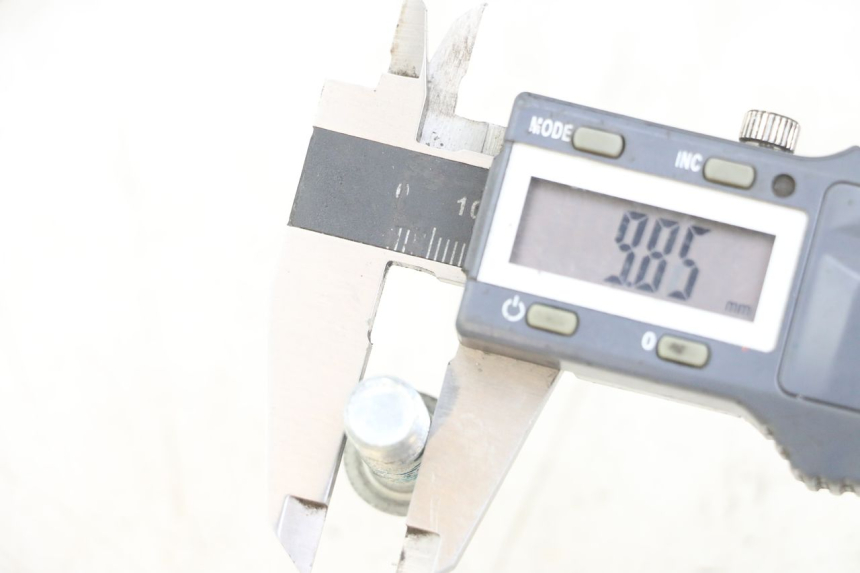 photo de REMSCHIJF BOUT YAMAHA AEROX 2T 50 (2013 - 2017) - Zoom op gebruiksstaat