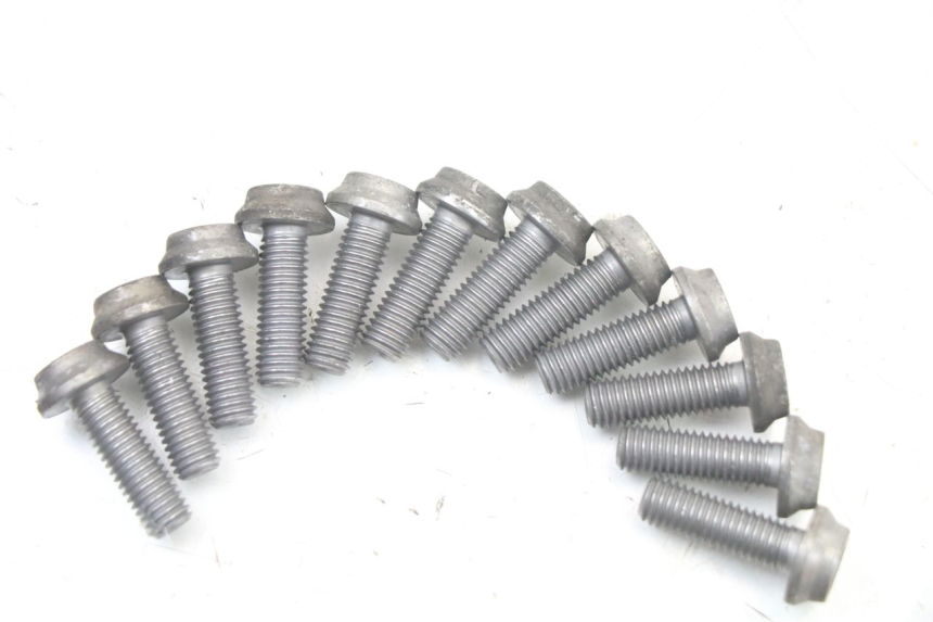 photo de REMSCHIJF BOUT BMW S RR ABS S1000RR 1000 (2015 - 2018) - Detail van het onderdeel