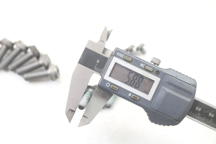 photo de REMSCHIJF BOUT BMW S RR ABS S1000RR 1000 (2015 - 2018) - Bevestigingspunten