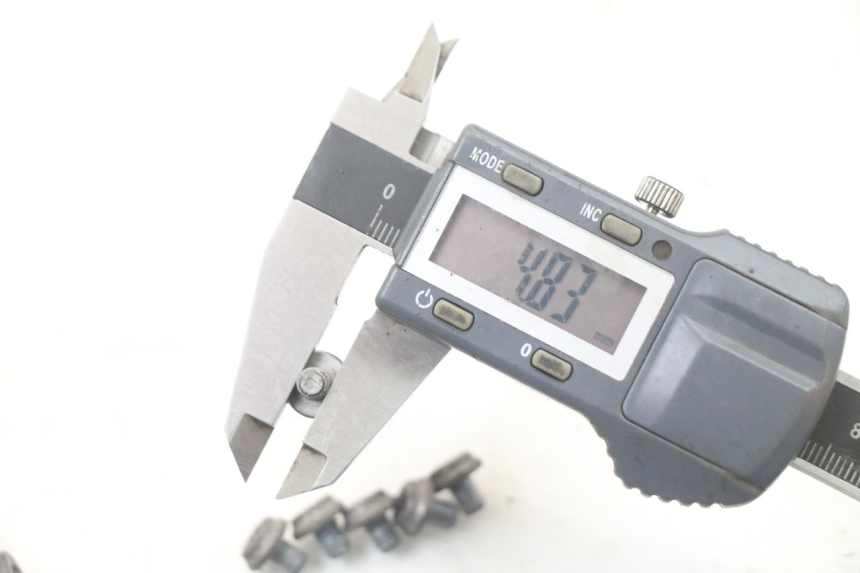 photo de REMSCHIJF BOUT BMW S RR ABS S1000RR 1000 (2015 - 2018) - Markeringen en referenties