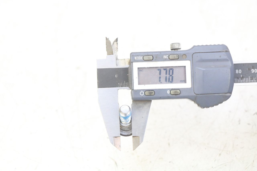 photo de REMSCHIJF BOUT SUZUKI BURGMAN 650 (2002 - 2004) - Detail van het onderdeel