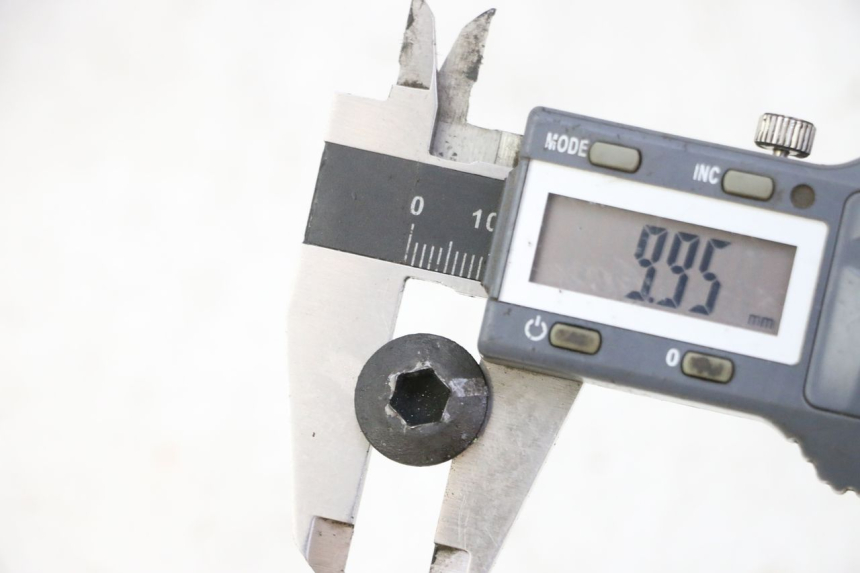 photo de REMSCHIJF BOUT SUZUKI BURGMAN 125 (2007 - 2014) - Detail van het onderdeel