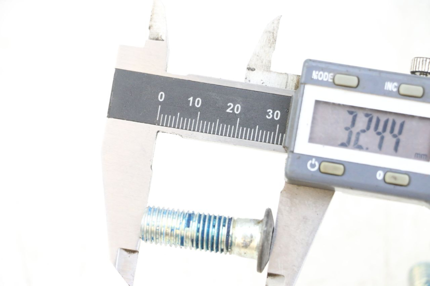 photo de REMSCHIJF BOUT YAMAHA BW'S 50 (2004 - 2017) - Detail van het onderdeel