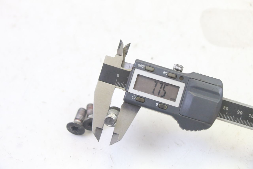 photo de REMSCHIJF BOUT PEUGEOT CITYSTAR 50 (2013 - 2017) - Staat van het oppervlak