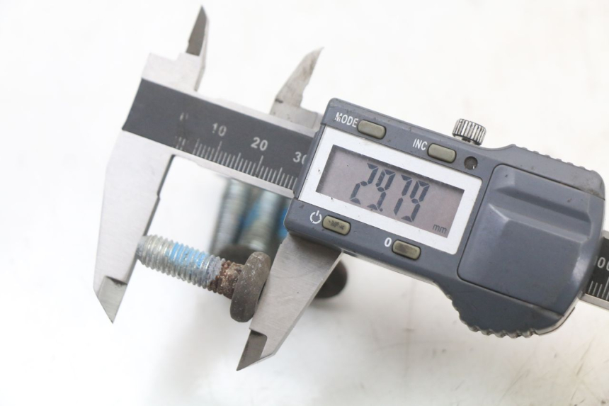 photo de REMSCHIJF BOUT YAMAHA CYGNUS X 125 (2004 - 2007) - Andere kijkhoek