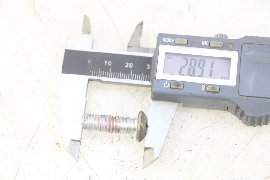 photo de REMSCHIJF BOUT PEUGEOT KISBEE 4T 50 (2018 - 2022) - Zoom op gebruiksstaat