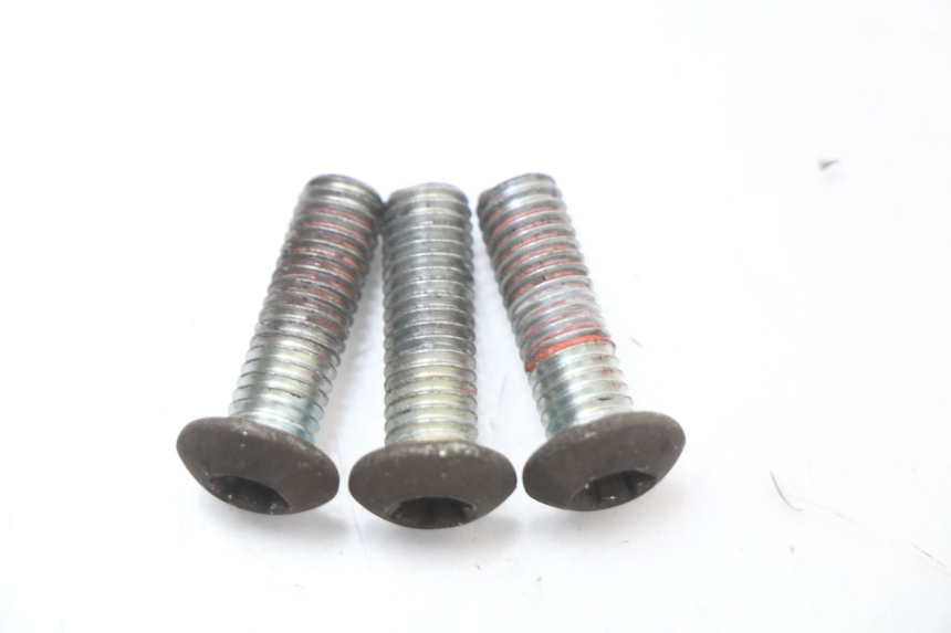 photo de REMSCHIJF BOUT PEUGEOT KISBEE 4T 50 (2018 - 2022) - Hoofdaanzicht