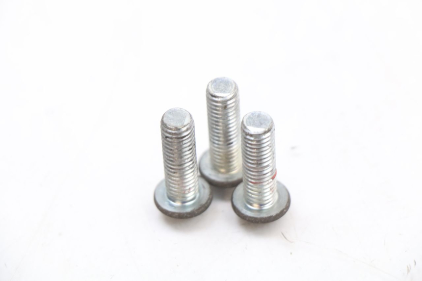 photo de REMSCHIJF BOUT PEUGEOT KISBEE 4T 50 (2018 - 2022) - Zoom op gebruiksstaat