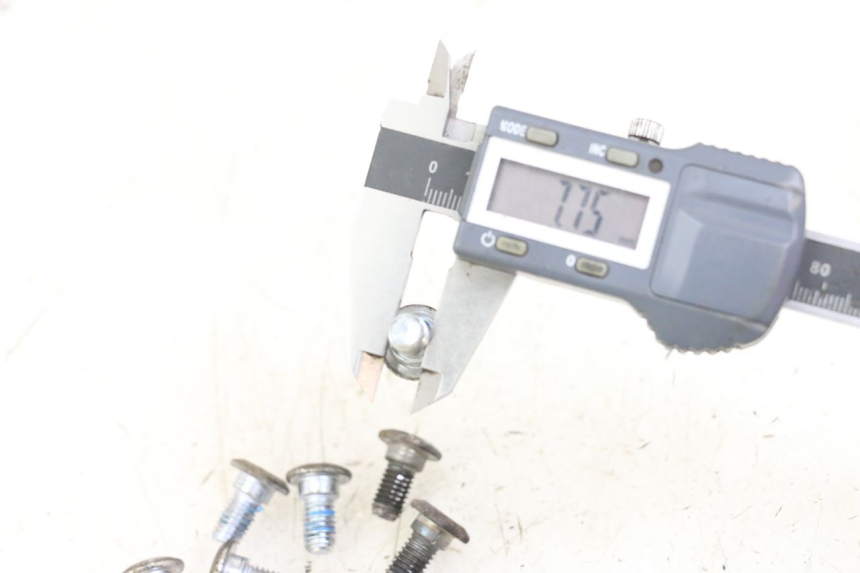 photo de REMSCHIJF BOUT MASAI XL 50 (2012 - 2019) - Zoom op gebruiksstaat