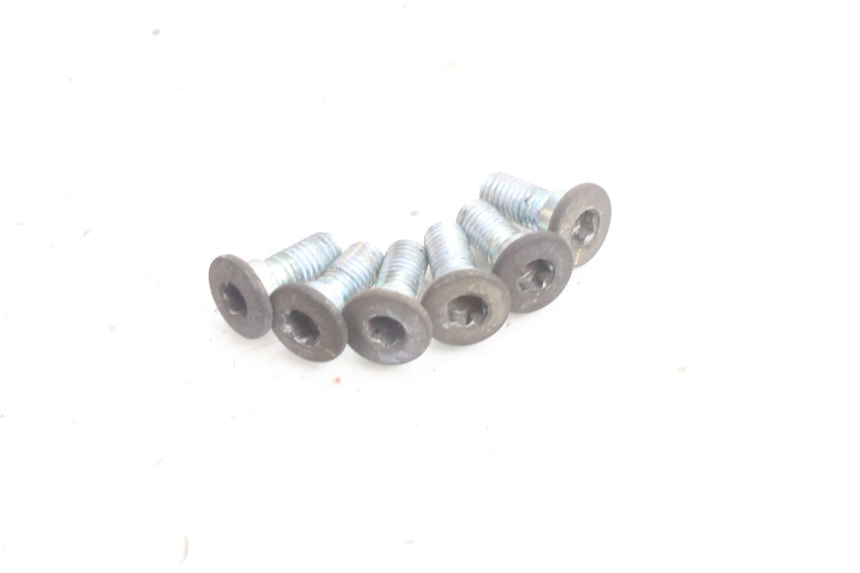 photo de REMSCHIJFSCHROEF YAMAHA N-MAX NMAX 125 (2021 - 2024) - Detail van het onderdeel