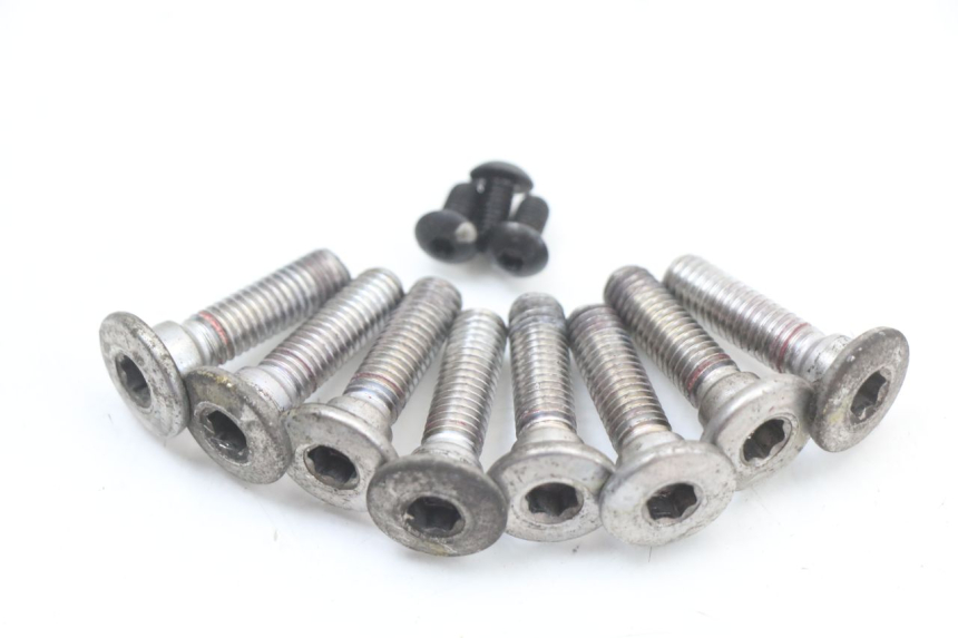 photo de REMSCHIJF BOUT KAWASAKI NINJA 400 (2018 - 2023) - Hoofdaanzicht