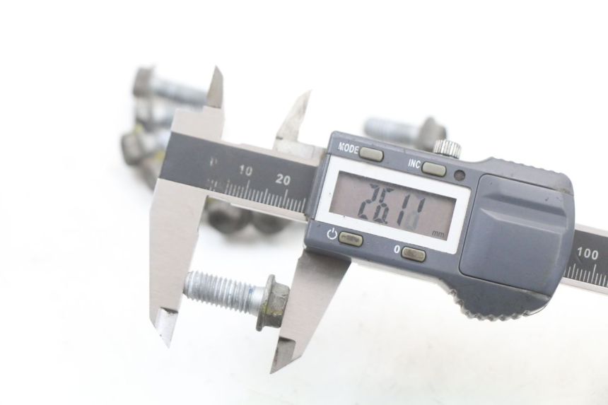 photo de REMSCHIJF BOUT MOTO GUZZI NORGE 8V GT 1200 (2011 - 2016) - Andere kijkhoek