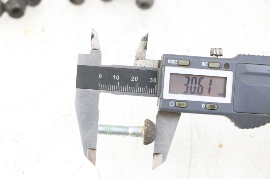 photo de REMSCHIJF BOUT HONDA NSR R 125 (1994 - 2003) - Detail van het onderdeel