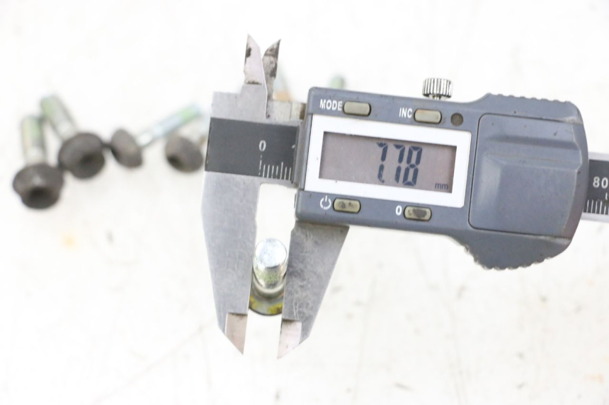 photo de REMSCHIJF BOUT HONDA NSR R 125 (1994 - 2003) - Andere kijkhoek