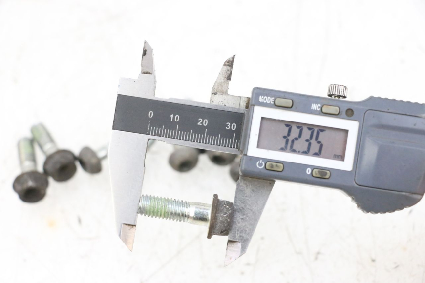 photo de REMSCHIJF BOUT HONDA NSR R 125 (1994 - 2003) - Technische close-up