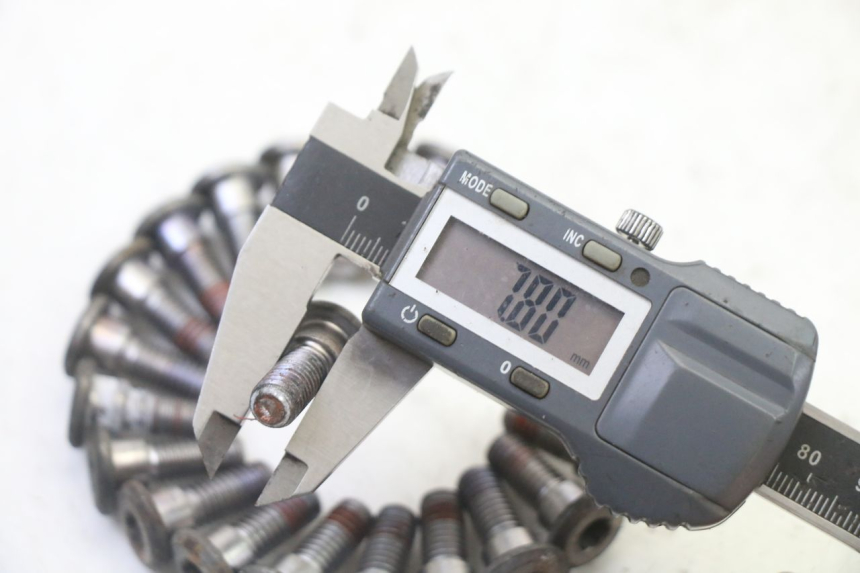 photo de REMSCHIJF BOUT HONDA NTV DEAUVILLE 650 (2001 - 2006) - Andere kijkhoek