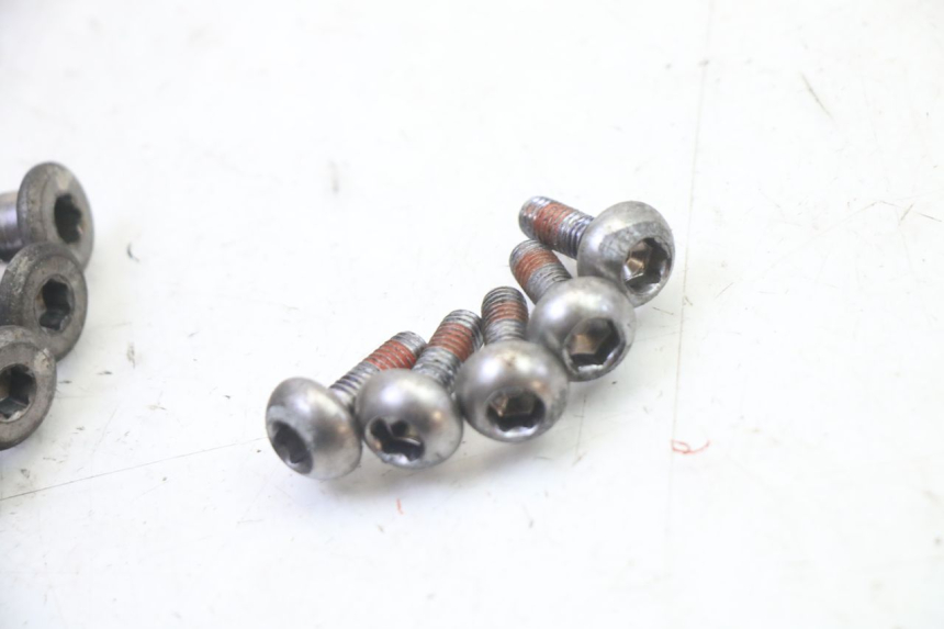 photo de REMSCHIJF BOUT HONDA NTV DEAUVILLE 650 (2001 - 2006) - Technische close-up