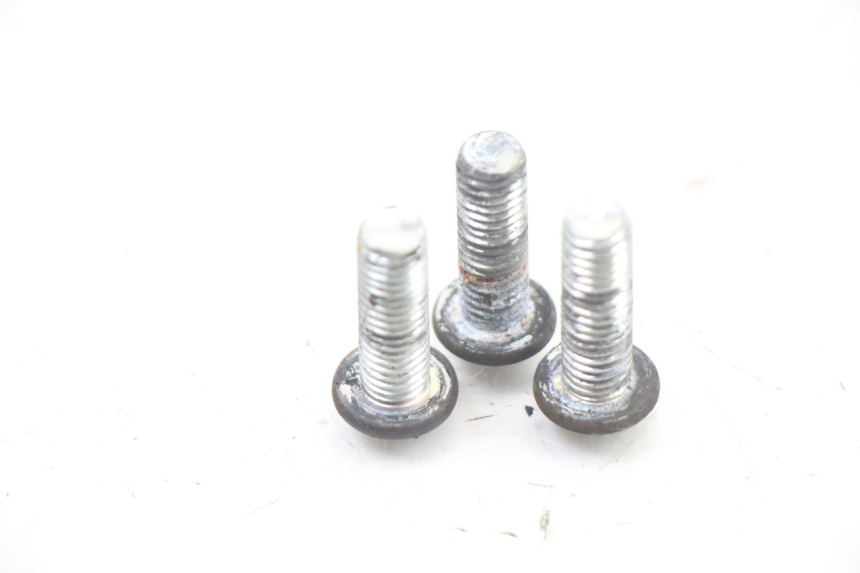 photo de REMSCHIJF BOUT PEUGEOT KISBEE 4T 50 (2018 - 2022) - Zoom op gebruiksstaat