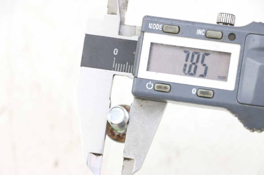 photo de REMSCHIJF BOUT PEUGEOT TKR TREKKER FURIOUS 50 (2005 - 2014) - Zoom op gebruiksstaat